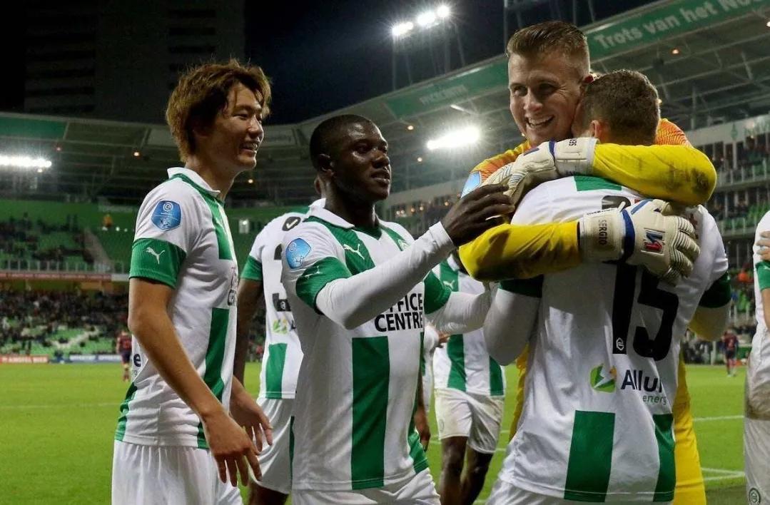 贡献更多的 贡献更多的